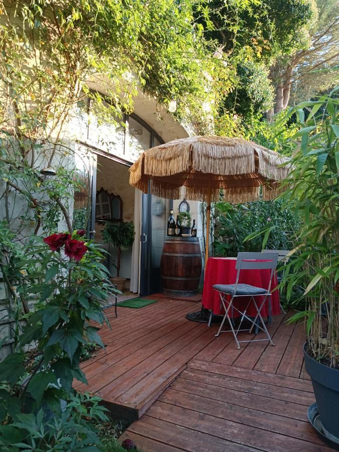 Gite La Comete Chinon Exterior foto
