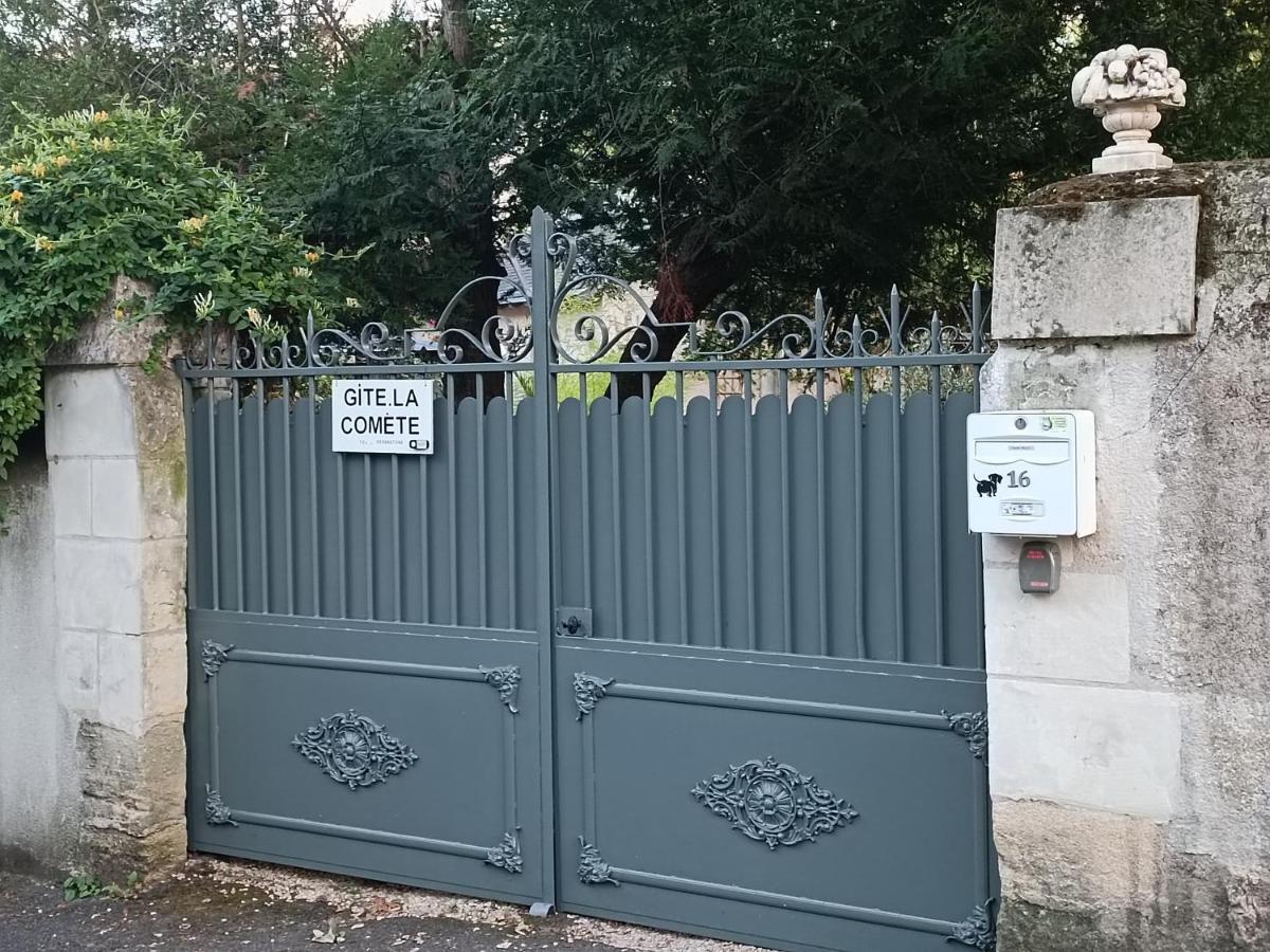 Gite La Comete Chinon Exterior foto