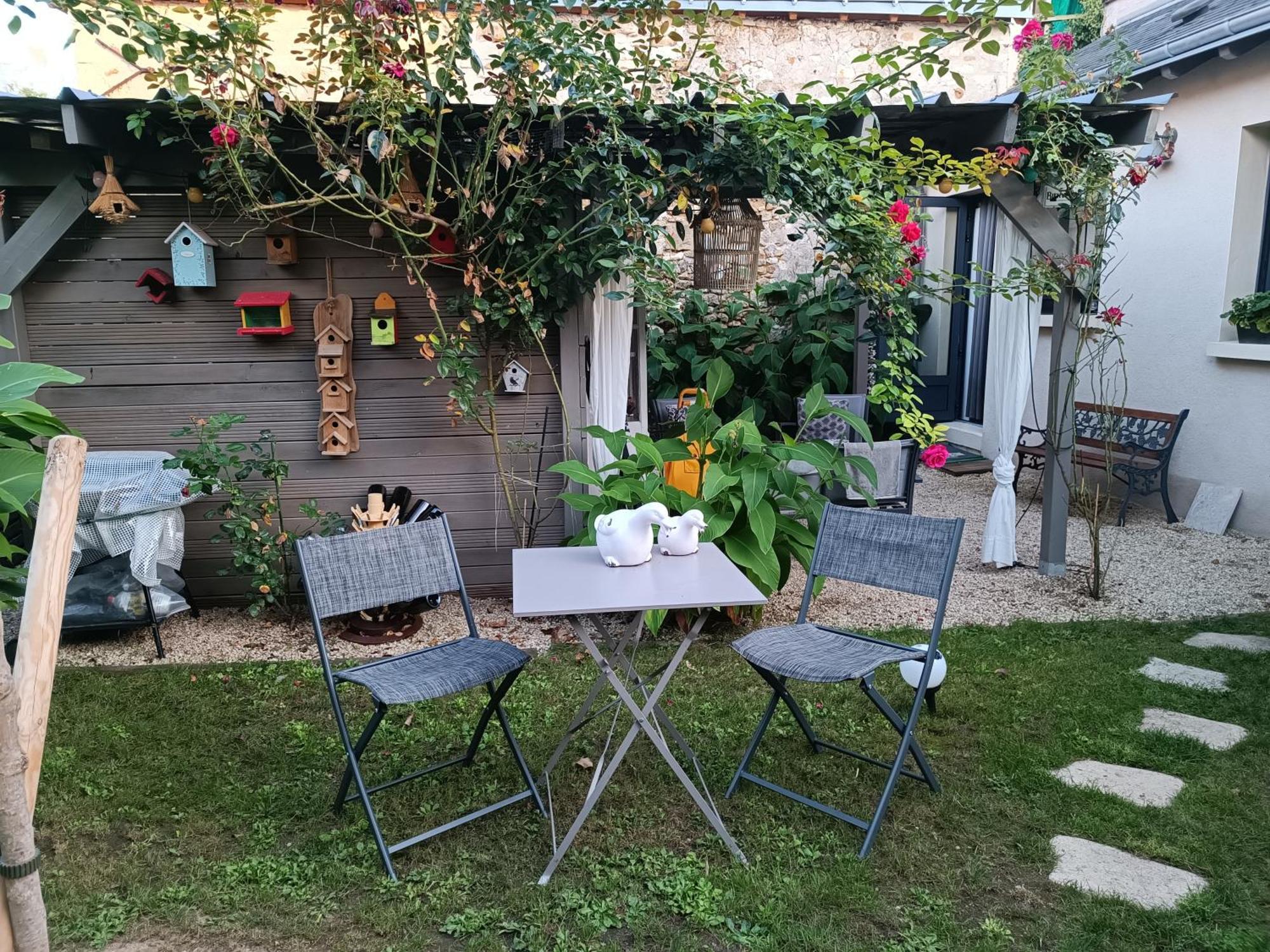 Gite La Comete Chinon Exterior foto